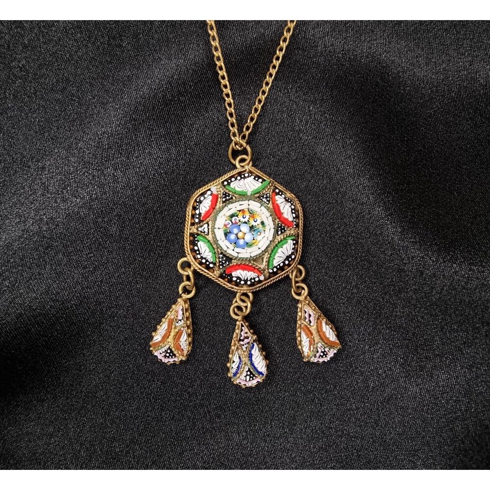 Vintage 1930s - 1940s  Italian Micro Mosaic Pendant Necklace